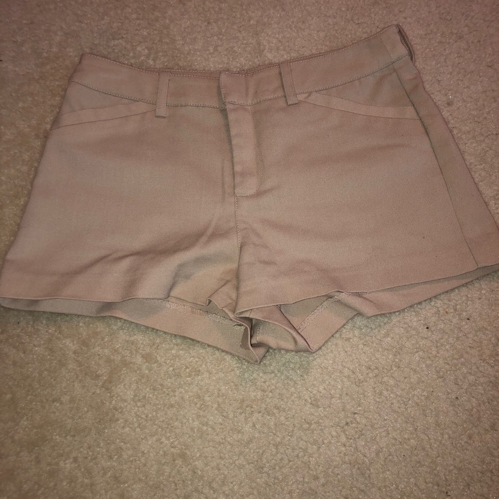H&M Women’s khaki shorts size 2
